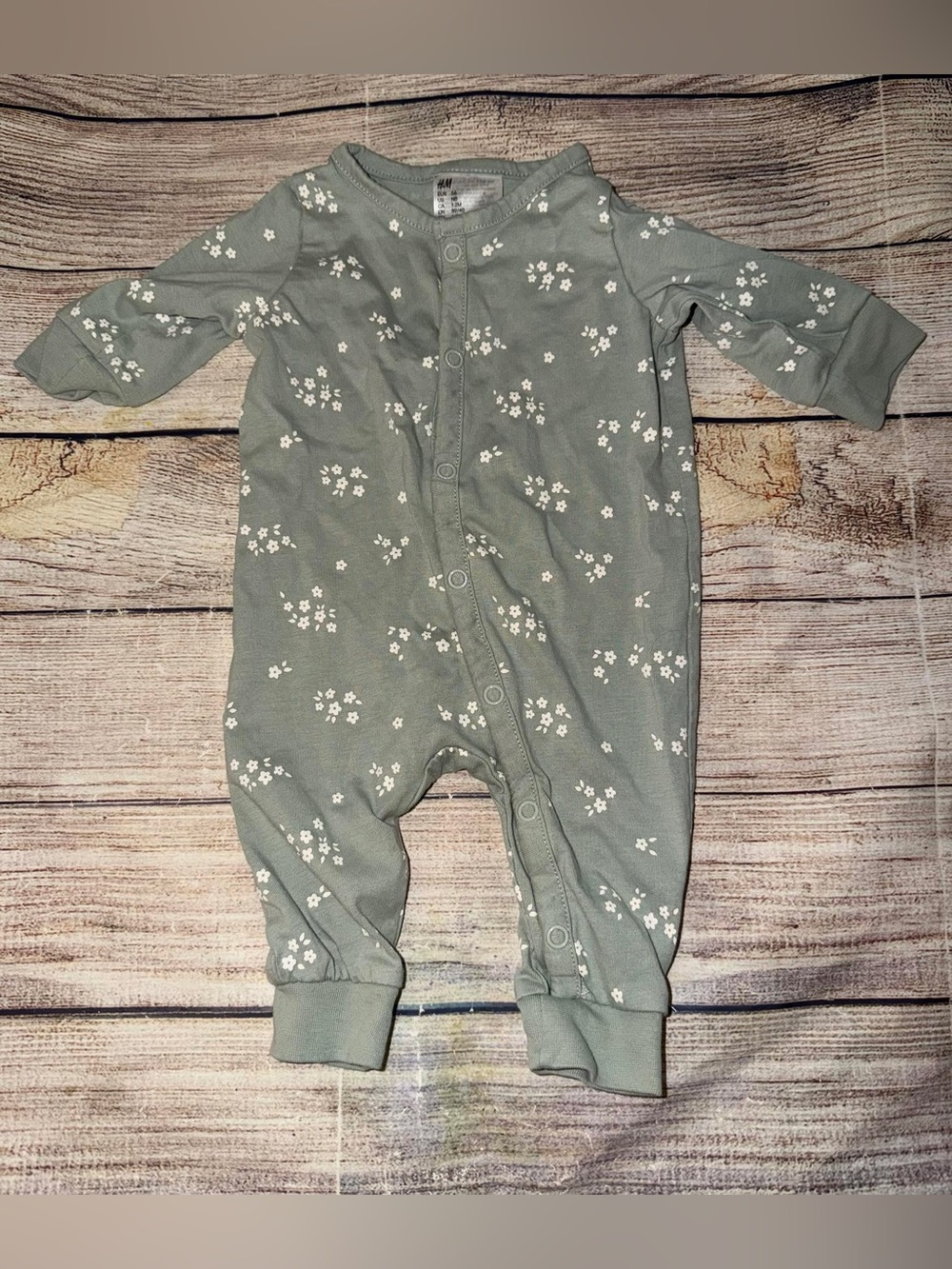 H&M sleeper one piece size NB